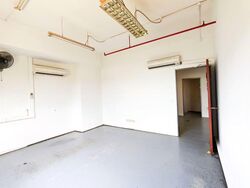 Yi Xiu Factory Building (D14), Factory #537069621
